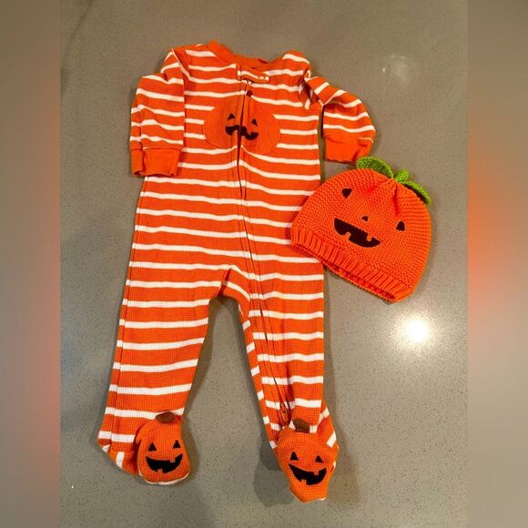 Carter's Other - Carters Halloween pumpkin onesie with matching knitted pumpkin beanie/hat